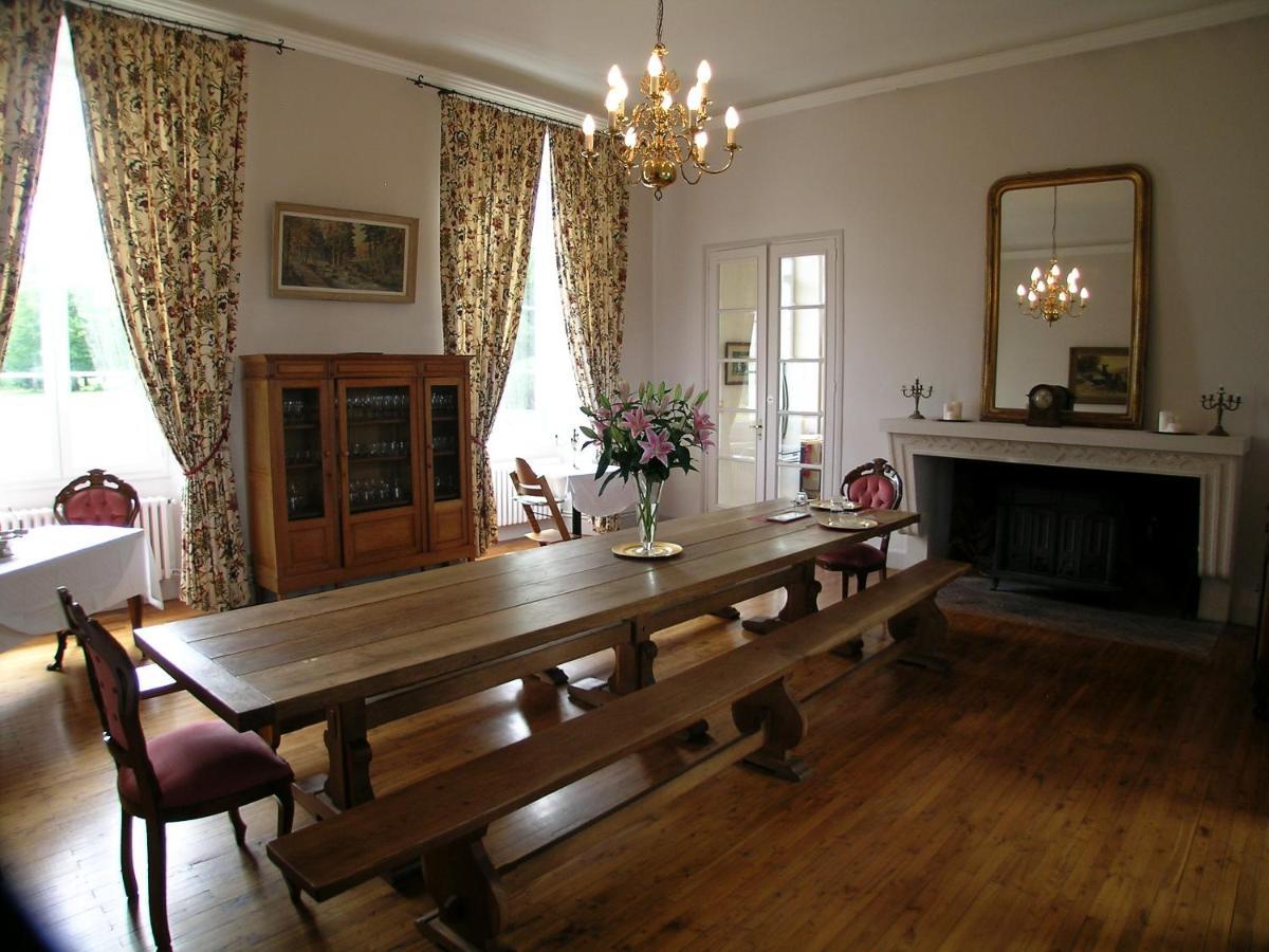 Chateau Du Bourbet Cherval Dış mekan fotoğraf