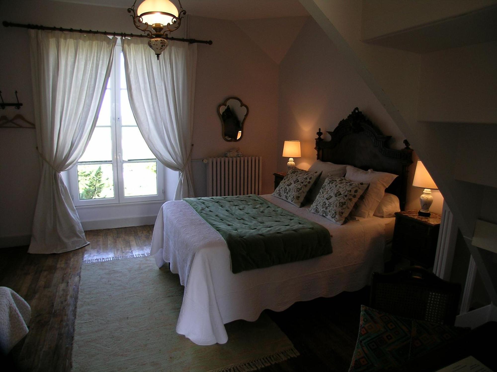 Chateau Du Bourbet Cherval Dış mekan fotoğraf