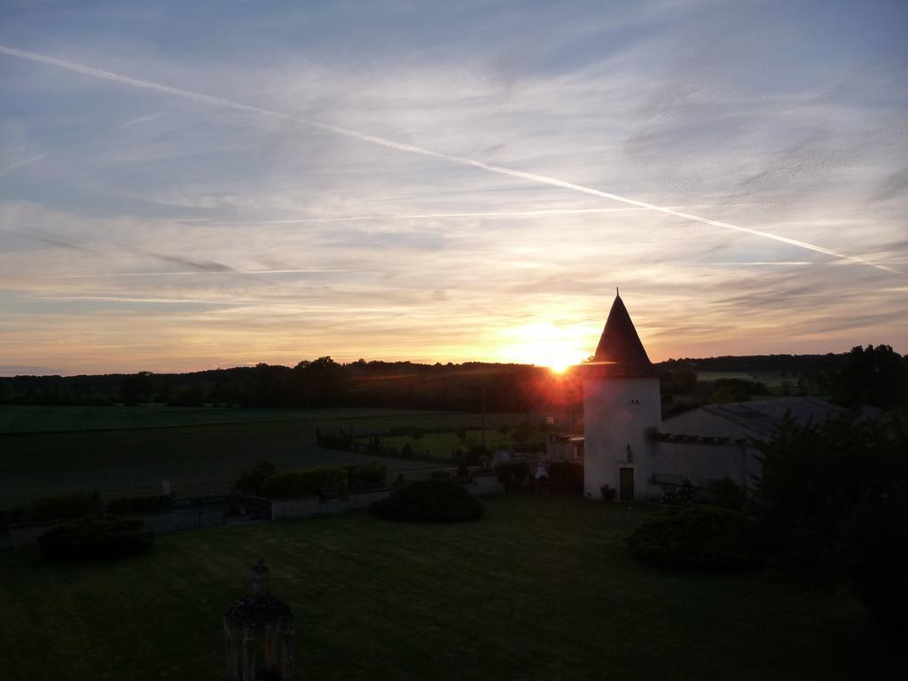 Chateau Du Bourbet Cherval Dış mekan fotoğraf